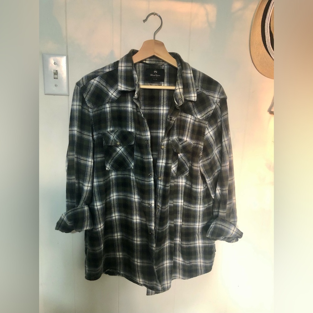 Wind River Green plaid flannel L